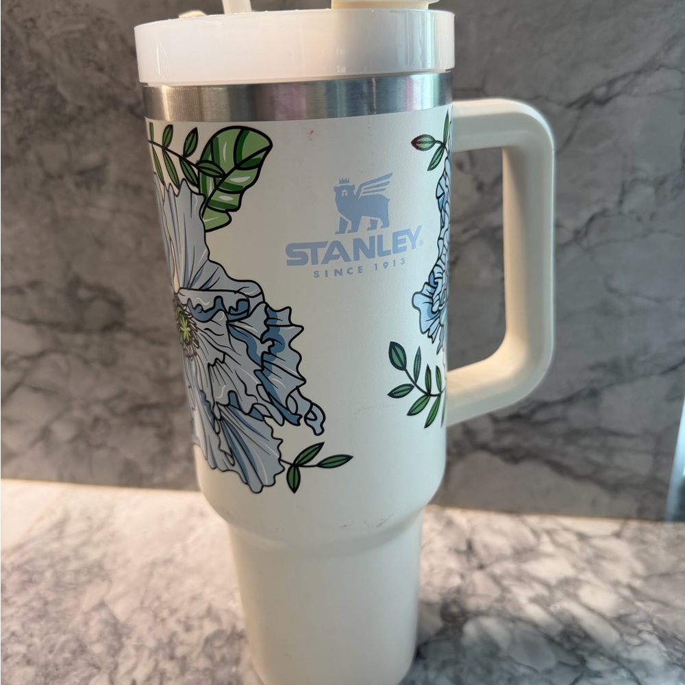 Stanley water bottle authentic rare